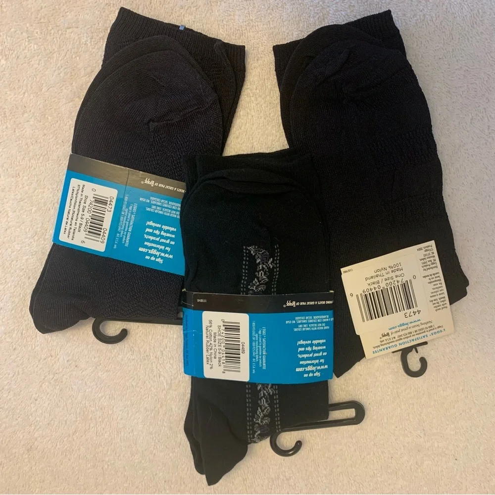 Women’s Shoe Sz 5-9 L’eggs Socks LOT of 3 Black / One w/ Floral Design VTG NWTS